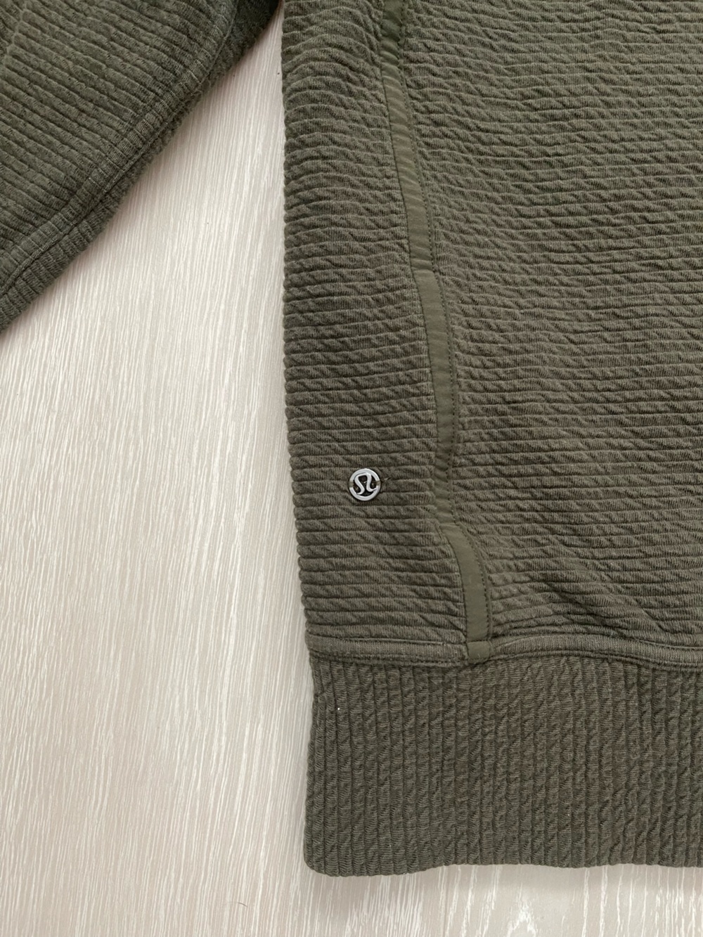 Lululemon On Repeat Bomber Dark Olive Green size 8 - Picture 15 of 16